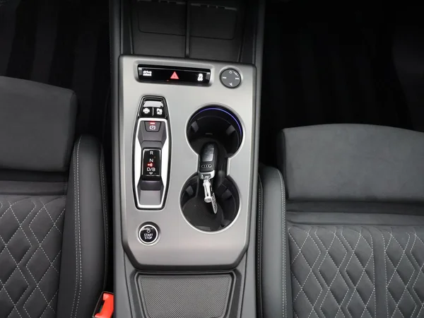 AUDI Q4 e-tron (2026) — foto 6 van 23