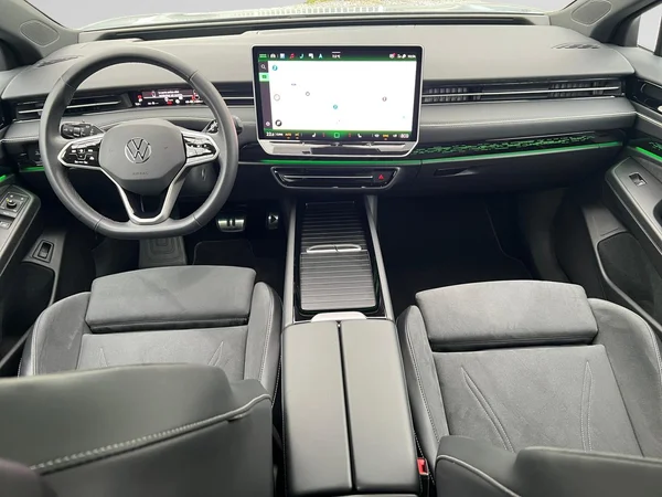 VOLKSWAGEN ID.7 Tourer (2026) — foto 15 van 18