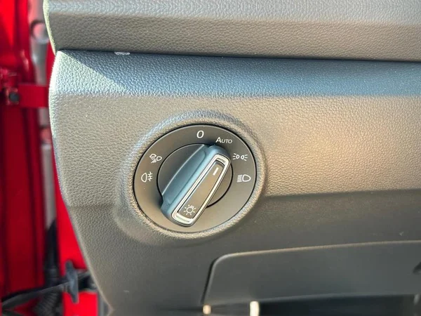 VOLKSWAGEN T-Roc (2025) — foto 19 van 31