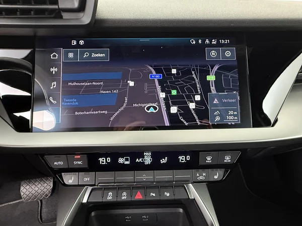 AUDI A3 (2021) — foto 11 van 24