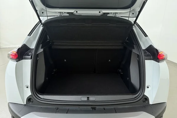 Peugeot 2008 (2025) — foto 12 van 16