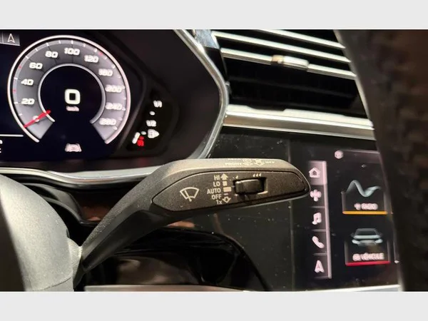 Audi Q3 (2019) — foto 17 van 29