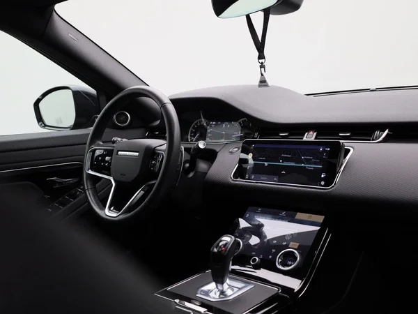 Land Rover Range Rover Evoque (2023) — foto 38 van 54