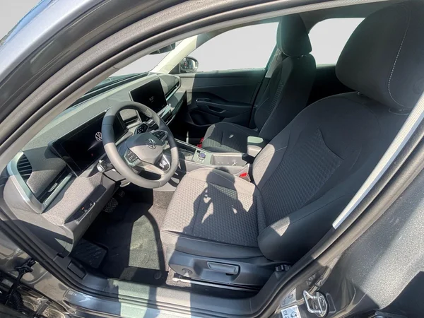 VOLKSWAGEN T-Roc (2026) — foto 3 van 16