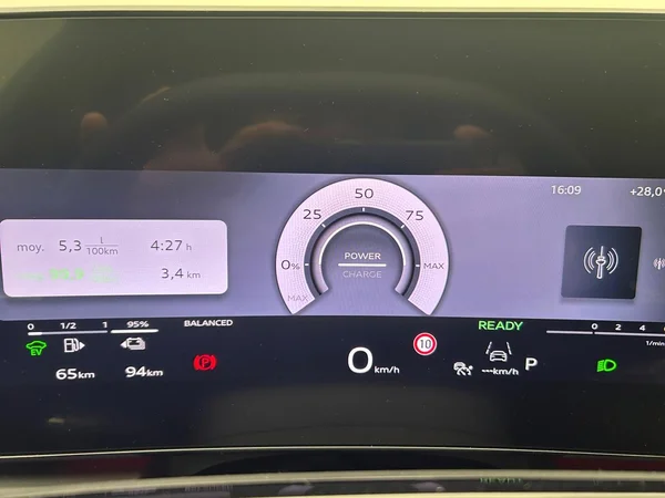 AUDI Q3 Sportback e-hybrid (PHEV) (2026) — foto 6 van 24
