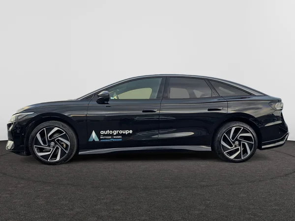 VOLKSWAGEN ID.7 (2024) — foto 12 van 37