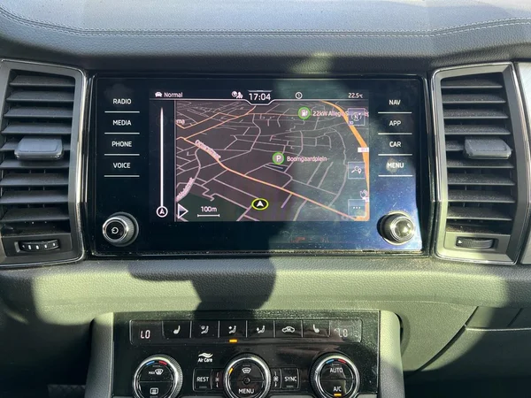 SKODA Kodiaq Dsl (2024) — foto 5 van 23