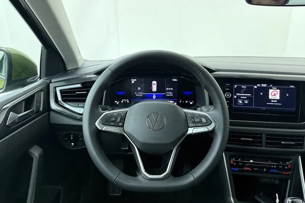 Volkswagen Taigo — foto 2 van 17