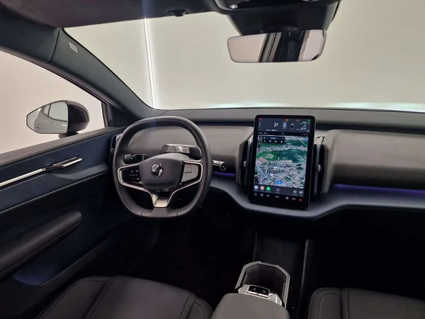 Volvo EX30 (2024) — foto 10 van 14
