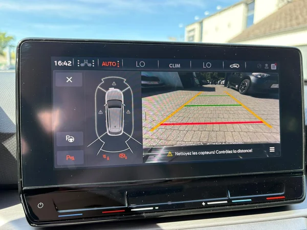SEAT Leon ST (2024) — foto 6 van 21
