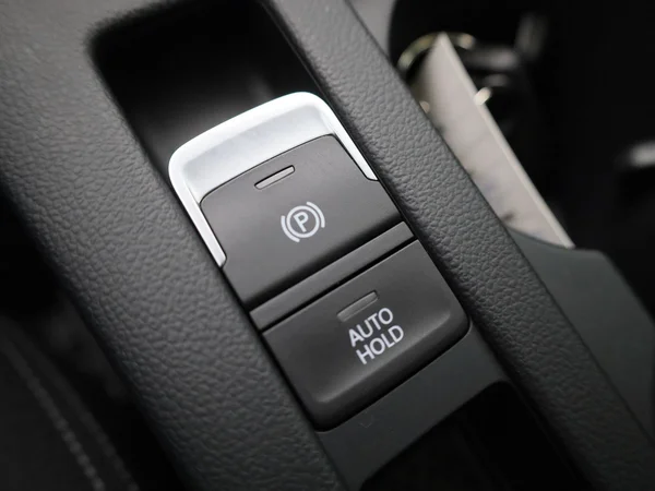 Volkswagen Passat (2022) — foto 22 van 48