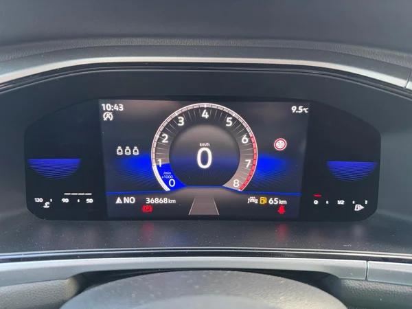 VOLKSWAGEN T-Roc (2022) — foto 6 van 24