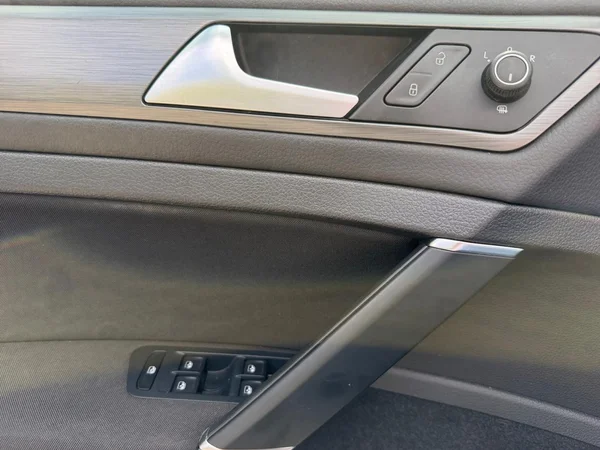 VOLKSWAGEN Golf VII Dsl (2018) — foto 19 van 21