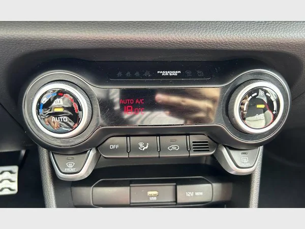 Kia PICANTO (2024) — foto 9 van 27