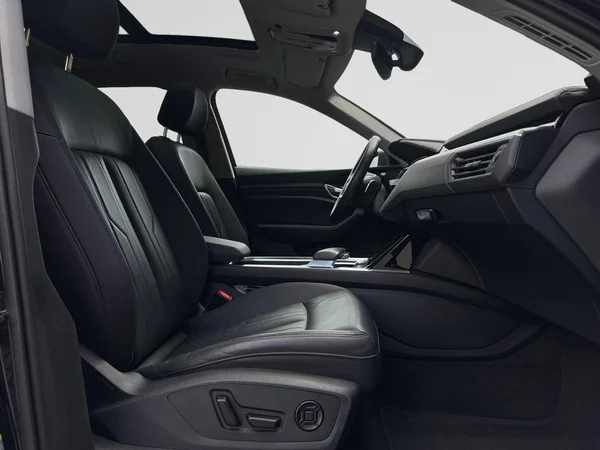AUDI e-tron (2022) — foto 4 van 28