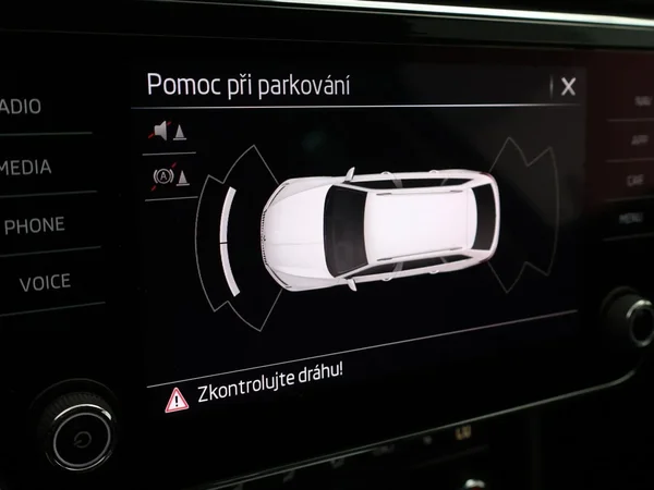 Škoda Superb (2022) — foto 3 van 21
