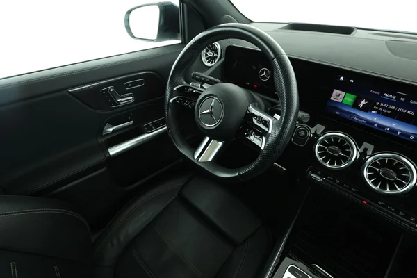 Mercedes-Benz GLA-Klasse (2024) — foto 4 van 16
