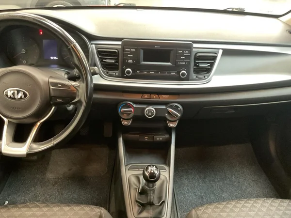 KIA Rio (2020) — foto 3 van 22