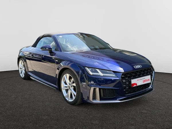 AUDI TT Roadster (2023) — foto 11 van 13