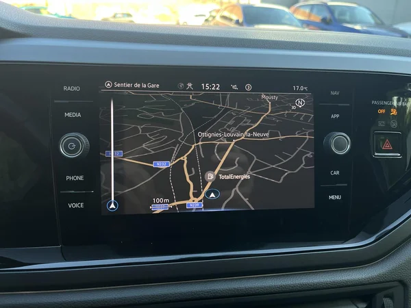 VOLKSWAGEN Polo (2023) — foto 17 van 17