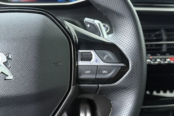 Peugeot 208 (2023) — foto 6 van 19