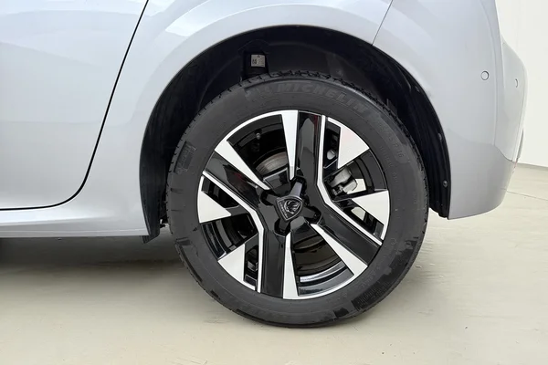 Peugeot 208 (2025) — foto 16 van 19