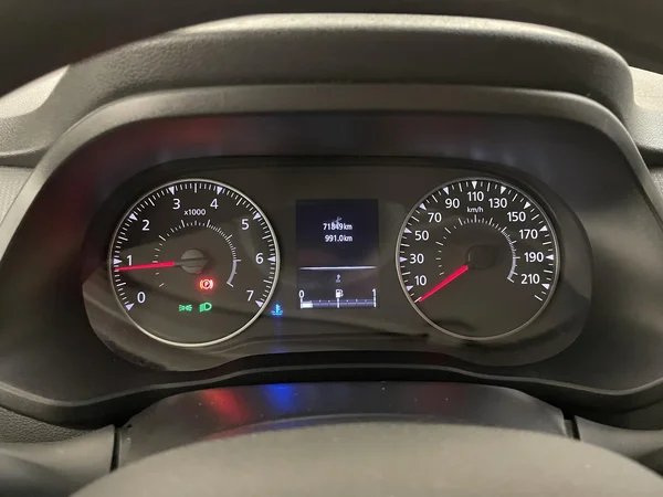 Renault Express (2023) — foto 19 van 19