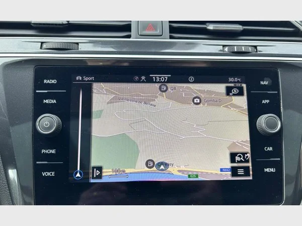 Volkswagen Tiguan Allspace (2023) — foto 11 van 40