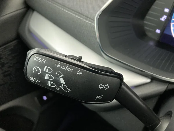 SKODA Octavia Combi (2021) — foto 10 van 36