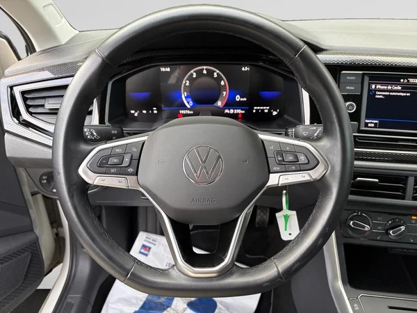 VOLKSWAGEN Polo (2023) — foto 16 van 18