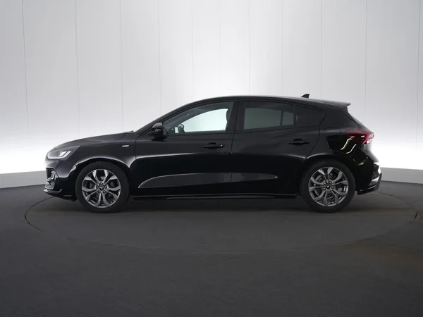 Ford Focus (2023) — foto 19 van 24