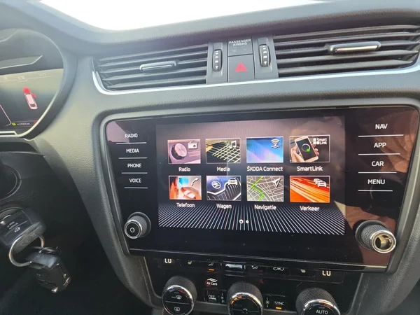 SKODA Octavia SW (2019) — foto 13 van 24