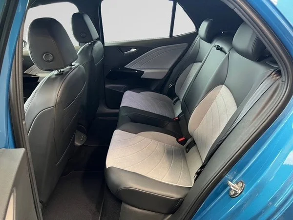 VOLKSWAGEN ID.3 (2023) — foto 8 van 11
