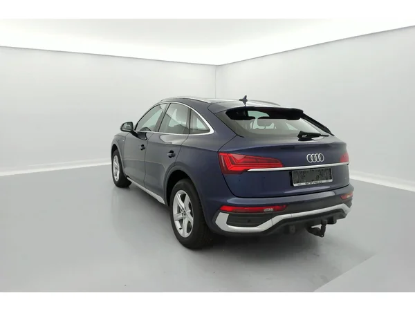 AUDI Q5 Sportback (2022) — foto 32 van 36