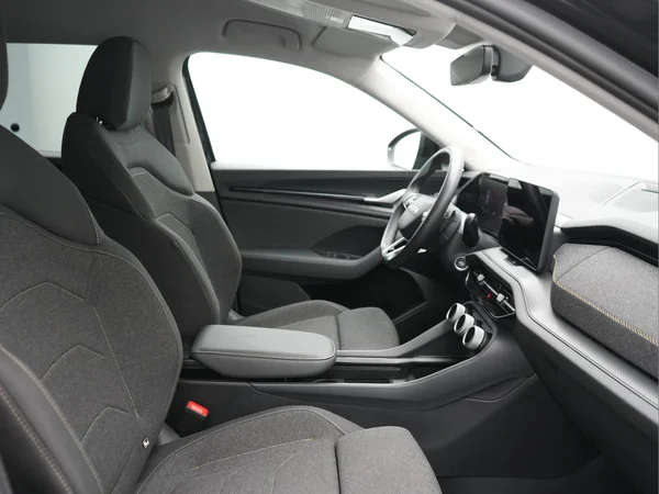 SKODA Kodiaq (2025) — foto 8 van 28