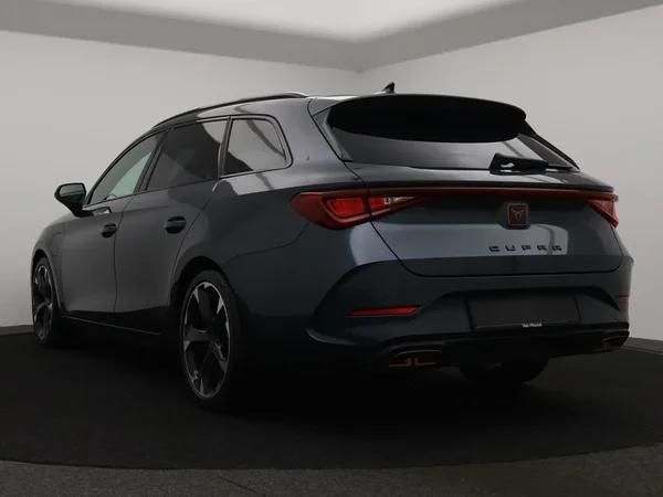 CUPRA Leon Sportstourer (2024) — foto 12 van 29
