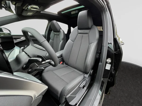 AUDI Q4 Sportback e-tron (2026) — foto 3 van 24