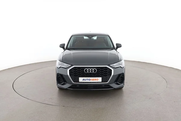 Audi Q3 (2022) — foto 15 van 16
