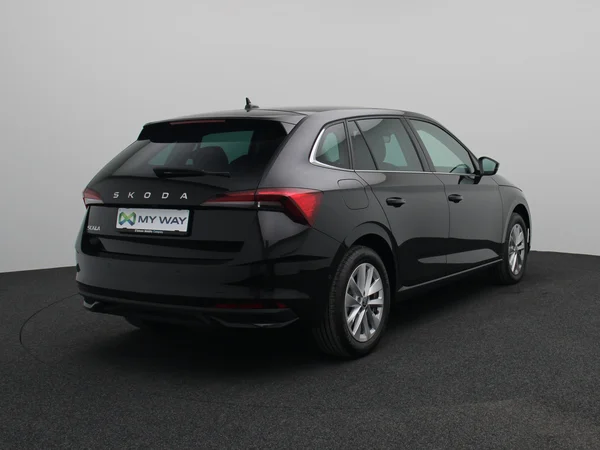 SKODA Scala (2025) — foto 10 van 16