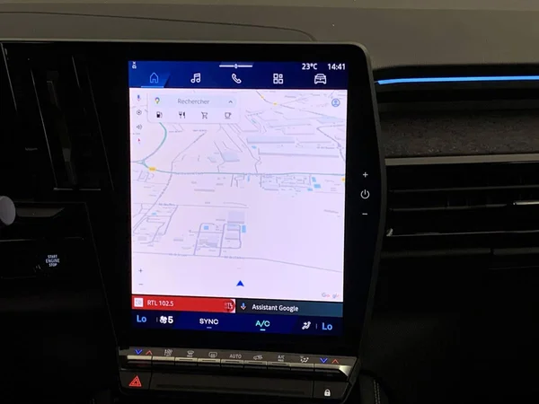 Renault Rafale E-TECH (HEV) (2026) — foto 7 van 24