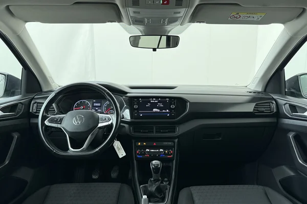 Volkswagen T-Cross (2022) — foto 21 van 21