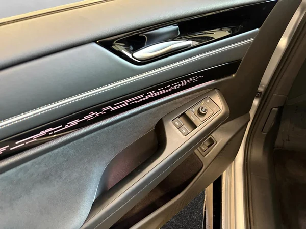 VOLKSWAGEN ID.7 Tourer (2026) — foto 12 van 21