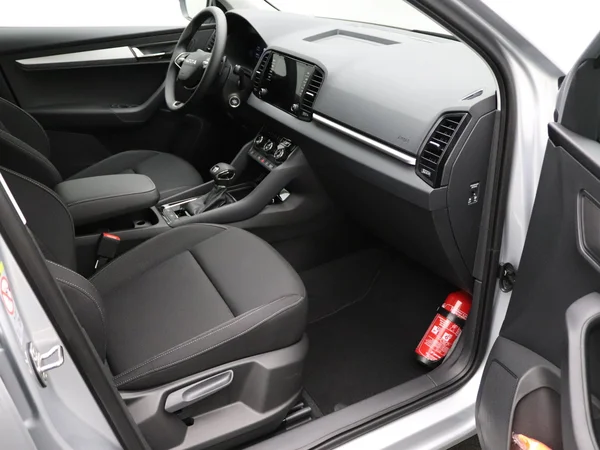 SKODA Karoq (2026) — foto 3 van 20