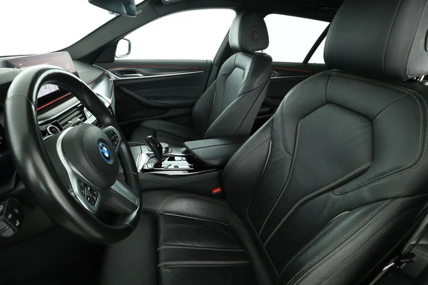 BMW 5-serie (2022) — foto 16 van 16