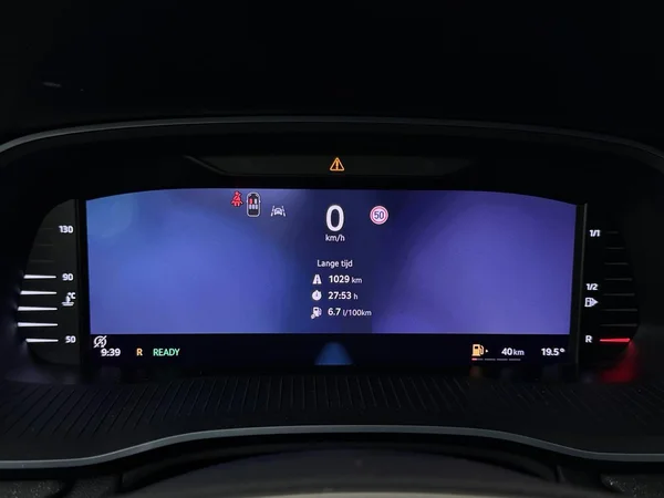 SKODA Octavia Combi (2025) — foto 3 van 19