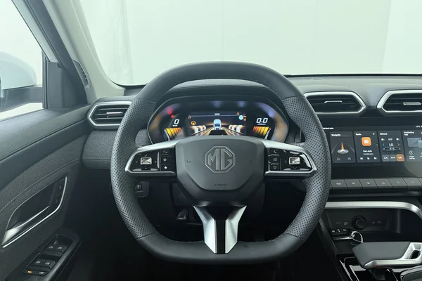 MG ZS Hybrid+ (HEV) (2026) — foto 2 van 16