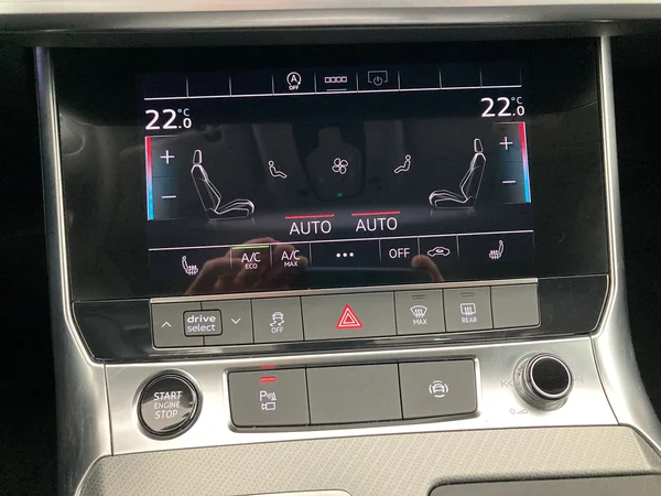 AUDI A6 Avant (2024) — foto 15 van 36