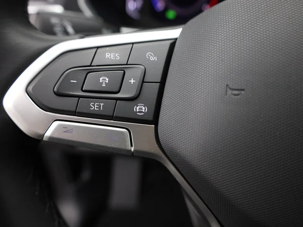 VOLKSWAGEN Tiguan Allspace (2022) — foto 7 van 21