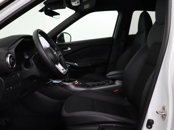 NISSAN Juke (2024) — foto 2 van 27