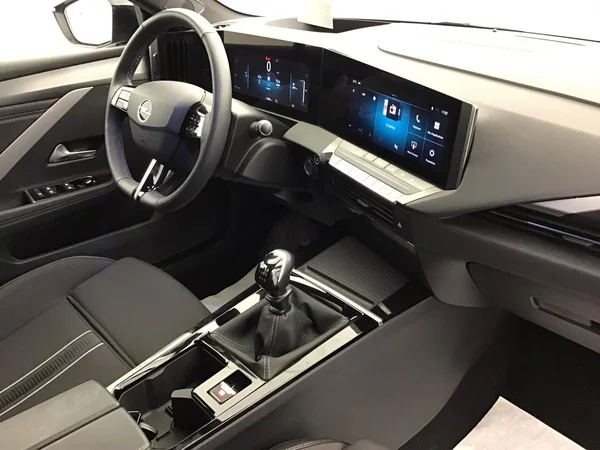 Opel Astra Sports Tourer (2025) — foto 39 van 40